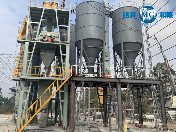 干粉攪拌機在外流設施上的檢修測試 干粉攪拌機在外流設施上的檢修測試